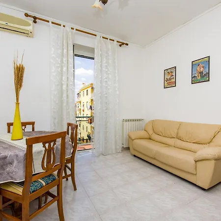Apartment Mirti Classic Plaza Netflix Wi-fi And Relax In *
